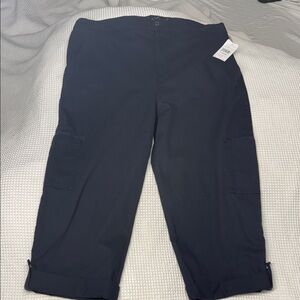 Gloria Vanderbilt Navy Blue Cargo Capri Pants - Size 16